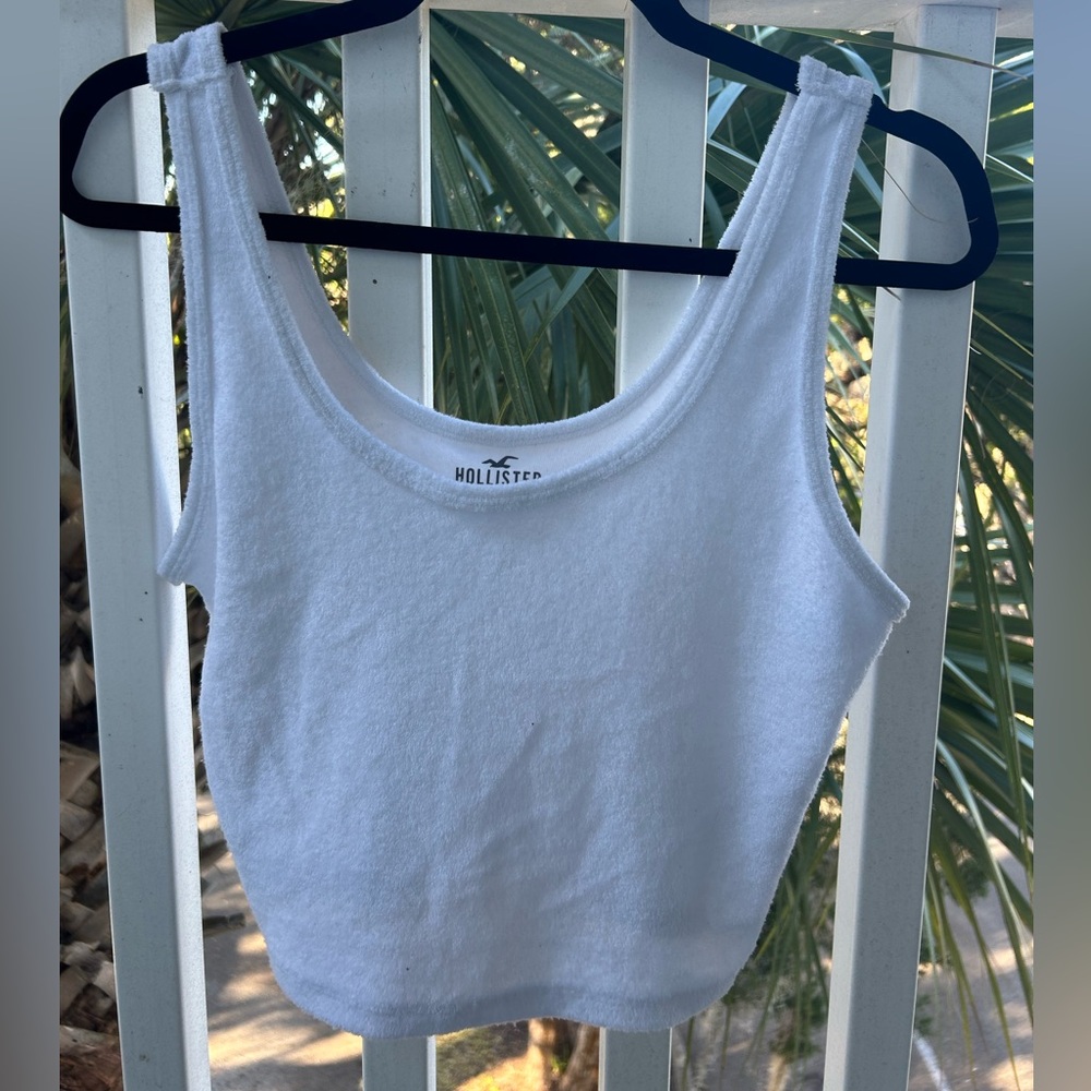 White hollister tank top